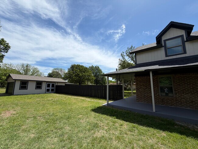 Building Photo - 152 Riverboat Dr