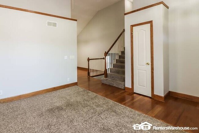 Foto del edificio - 3 Bed 2 Bath In Lee's Summit!