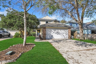 Building Photo - 1645 Westwind Dr