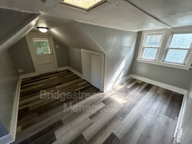 Building Photo - 134 Kastner Ave