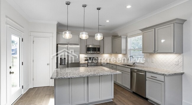 Foto del edificio - 238 Greenwood Dr