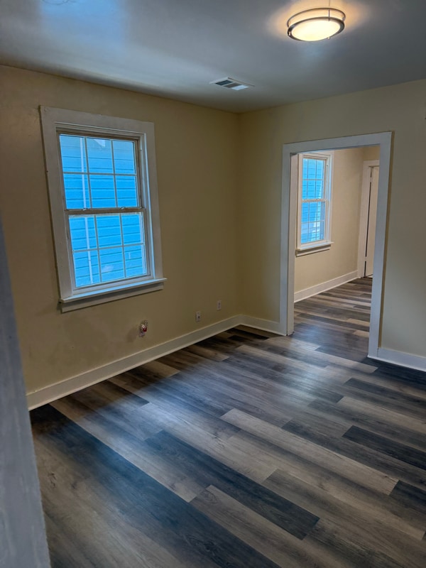 Building Photo - 2326 Lapeyrouse St