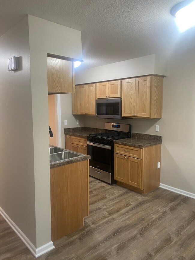 Foto del edificio - 15468 Pennock Ln