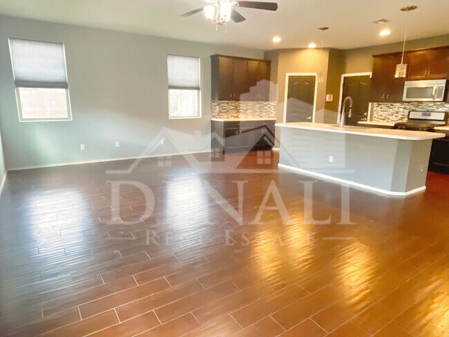 Building Photo - 51 S 57th Pl