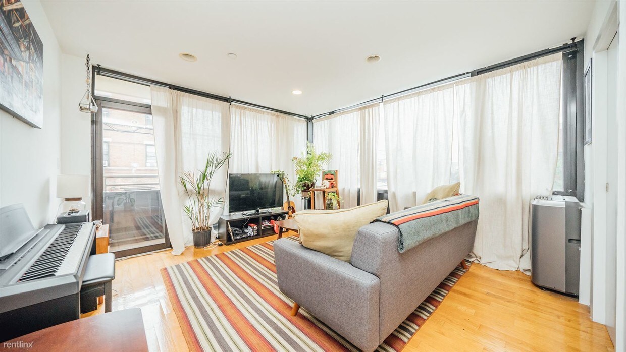 Primary Photo - 311 St Nicholas Ave