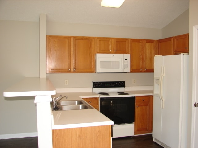 Foto del edificio - 404 Kinship Ln