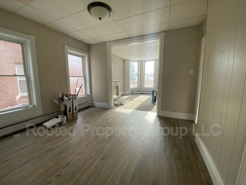 717 23rd St Unit 1, Watervliet, NY 12189 Condo for Rent in Watervliet, NY