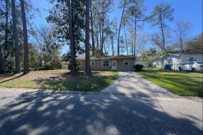 Building Photo - 4332 Key Largo Dr