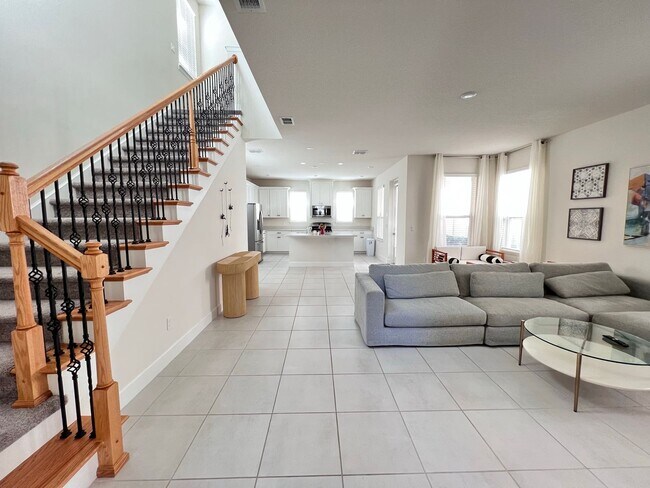 Foto del edificio - Gorgeous Furnished Home in Winter Garden!