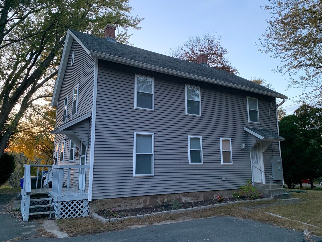 Primary Photo - 265 Hartford Ave