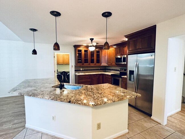 Foto del edificio - 3249 Fayette Dr