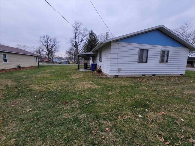 Foto del edificio - 3 bedroom 1 bath