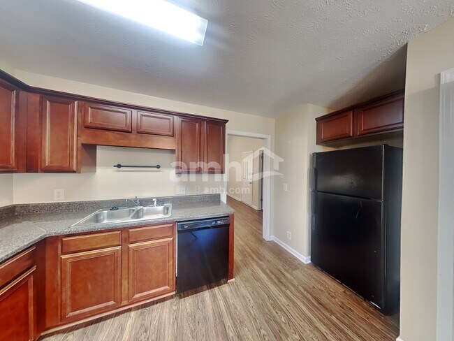 Foto del edificio - 1228 Shannon Ln