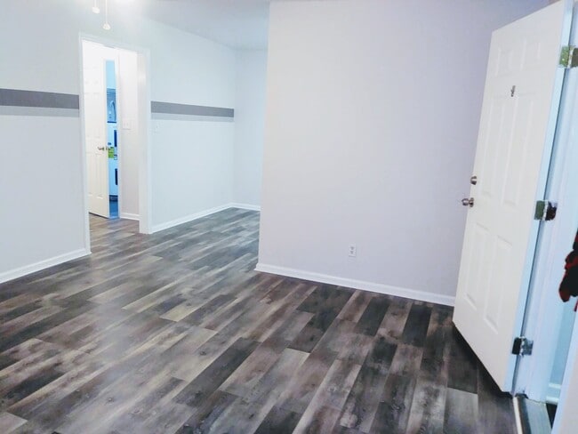 Spacious Open Living - 109 Stroupe Rd