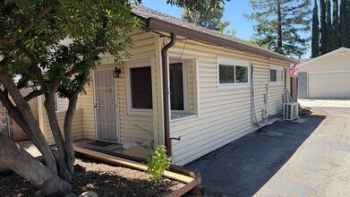 Building Photo - 3478 Sanford St