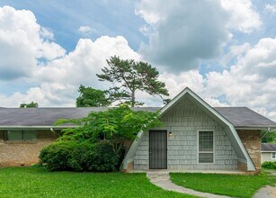 Building Photo - 3976-3976 Arbor Pl Ln