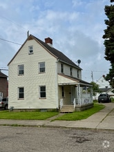 1387 Ivydale Ave SW