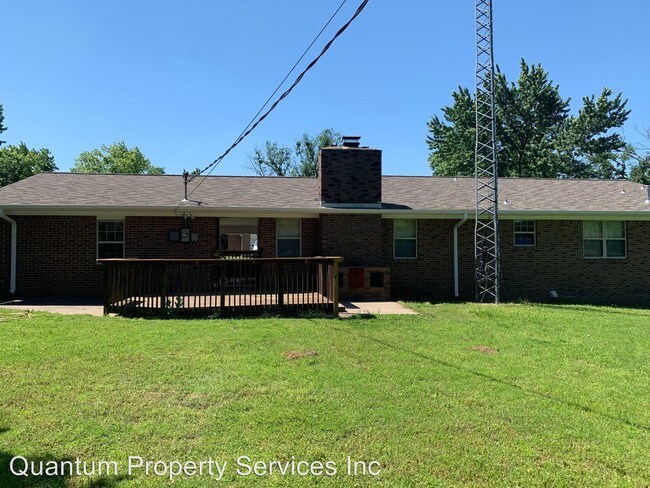 Building Photo - 3 br, 2 bath House - 731 HILLSIDE DR