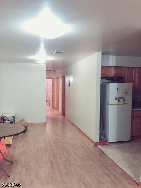 Foto del edificio - 111 Manor Ave