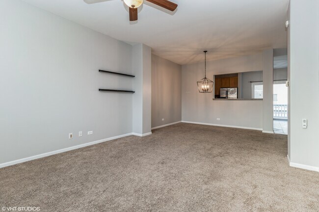 Building Photo - 2428 Oakfield Ct