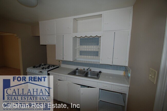 Building Photo - 2 br, 1 bath House - 625 West 35th St.