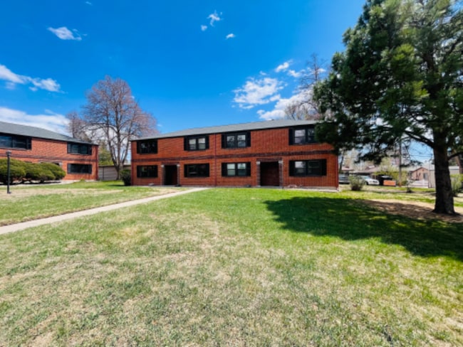 Photo - 2443 Paseo Rd Townhome
