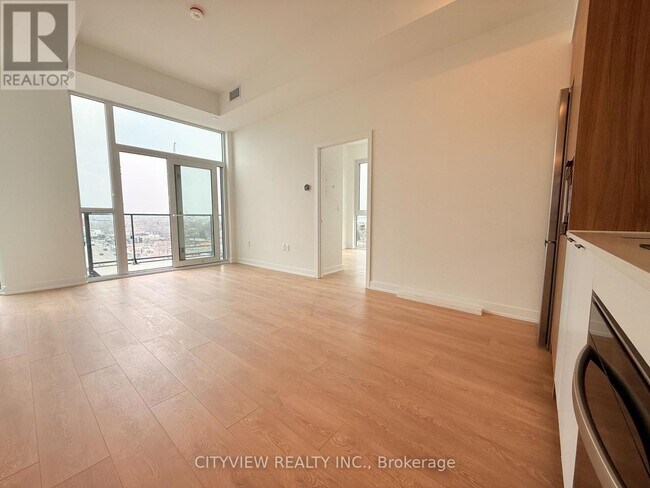 Building Photo - 1037 The Queensway