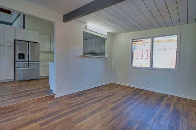 Building Photo - Newly Renovated Single Family Home in Mili...