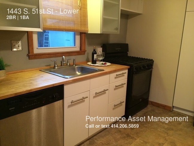 Building Photo - 1443 S 51st St
