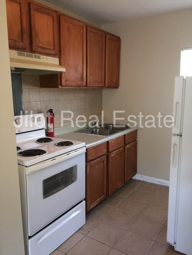 Foto del edificio - 574 Cooper St SW