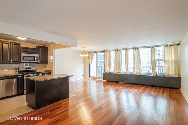 Foto del edificio - 400 E Randolph St