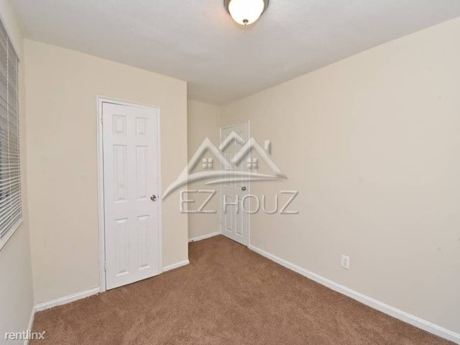 Foto del edificio - 2 br, 1 bath Apartment - 5109 Williston St,1