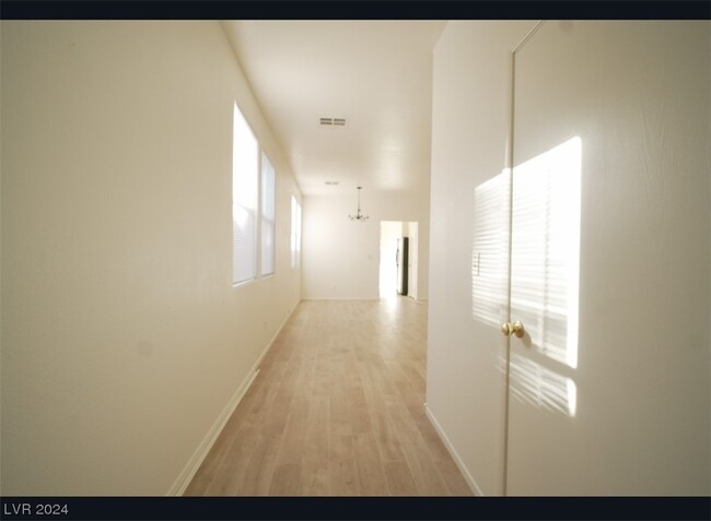 Building Photo - 9537 Virginia Pine Ct