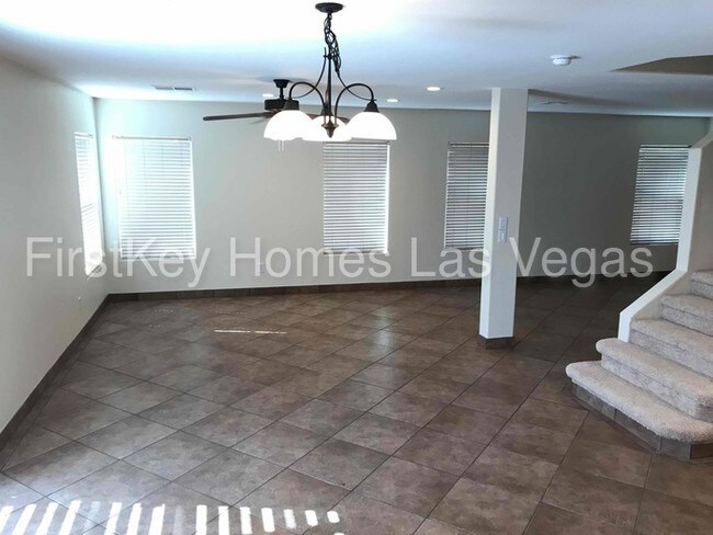Building Photo - 11745 Villa Malaparte Ave