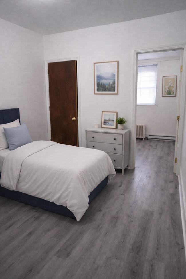 Building Photo - 3528 N 6th St