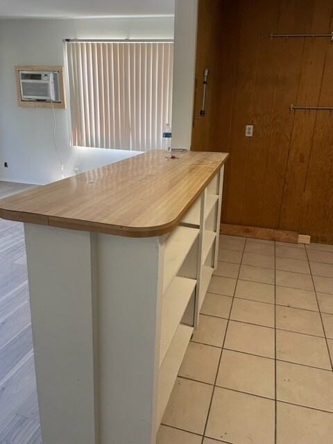 kitchen with counter - 6543 Amigo Ave