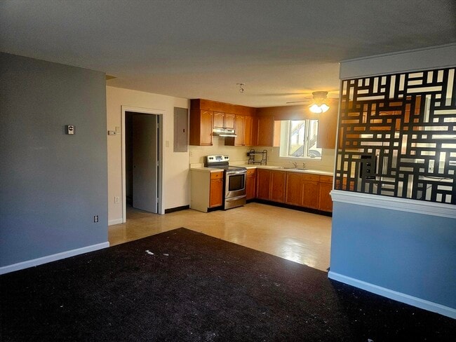 Building Photo - 88 Albert Ave