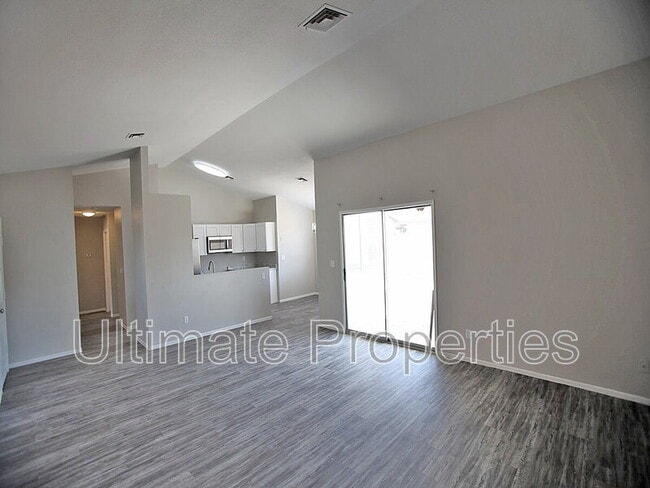 Building Photo - 7628 W Hazelwood St