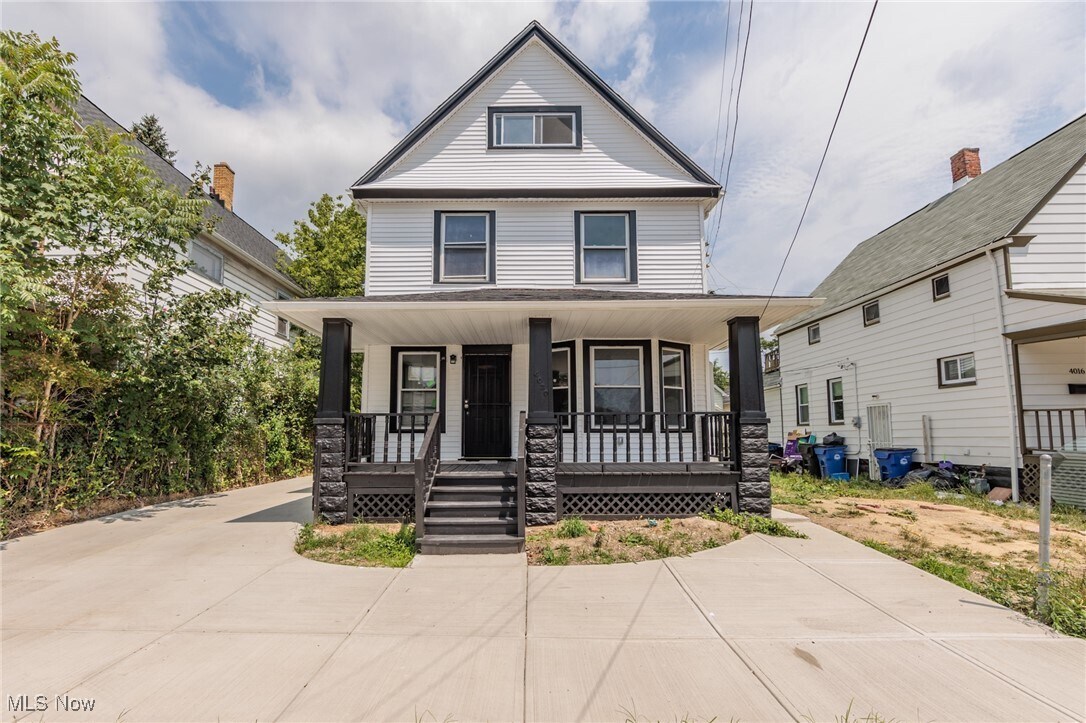 Primary Photo - 4020 Poe Ave