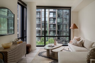 Building Photo - OZMA