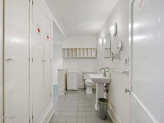 Foto del edificio - 406 Northern Pines Rd