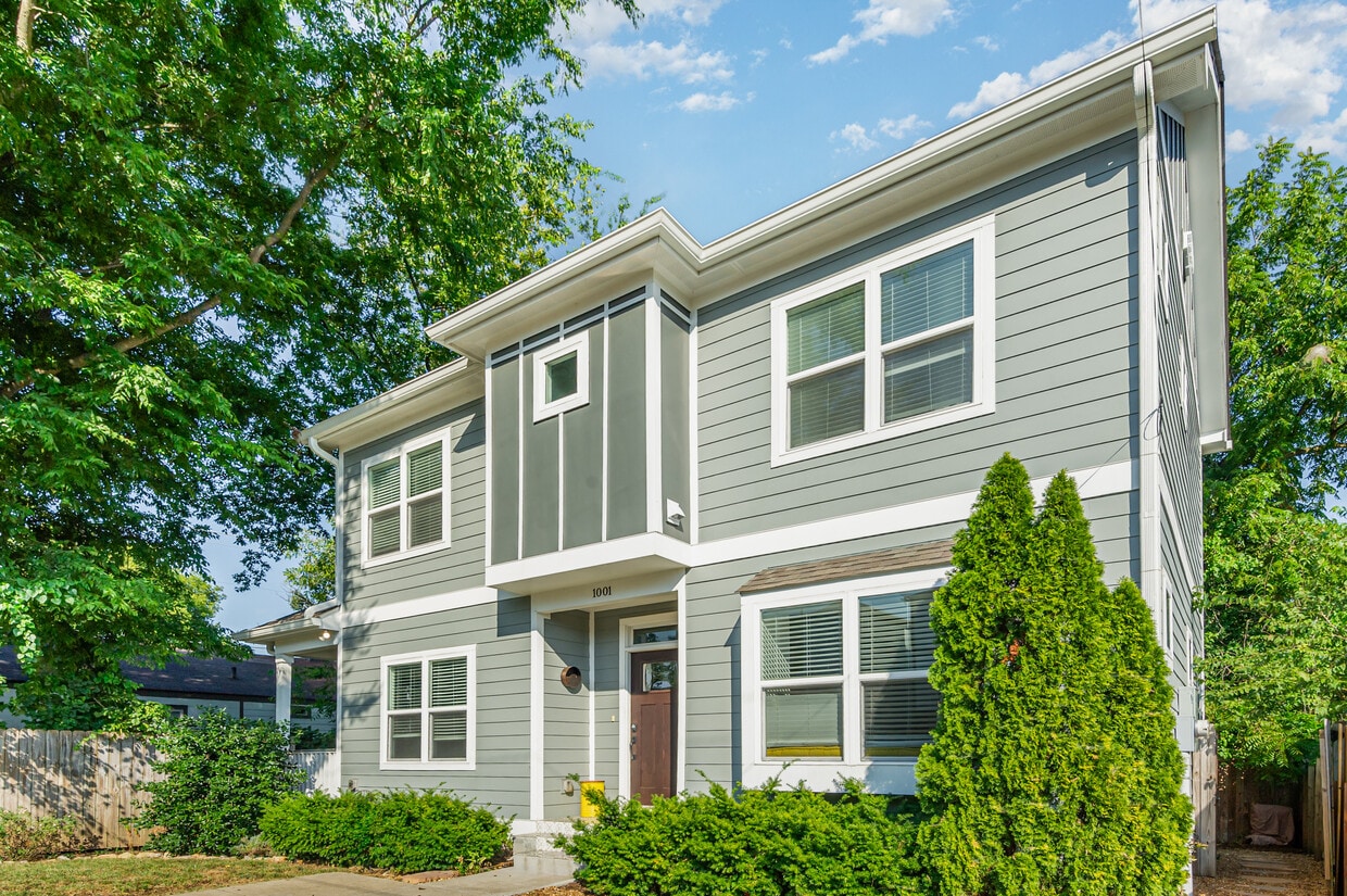 Photo - 1001 57th Ave N (Nashville, TN)