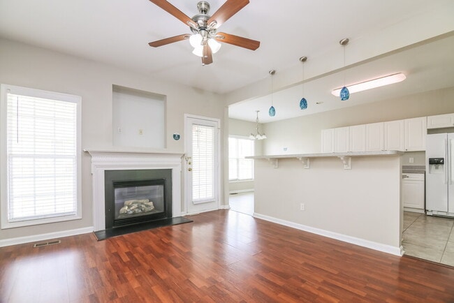 Foto del edificio - 3816 Pin Oak Rd