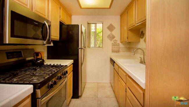 Foto del edificio - 74800 Sheryl Ave