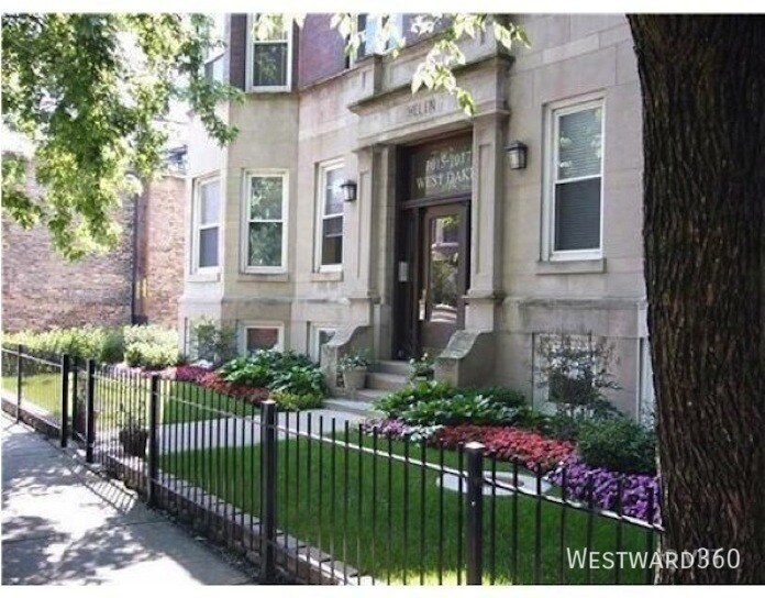 Primary Photo - 1017 W Dakin St