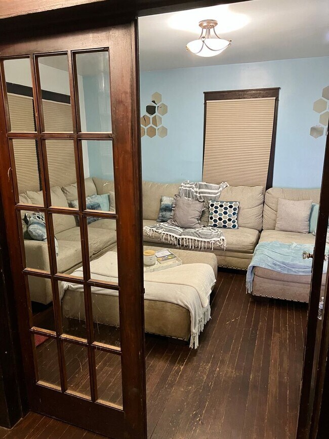 Foto del edificio - 609 7th St