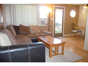 Building Photo - 794 W Cleveland Cir