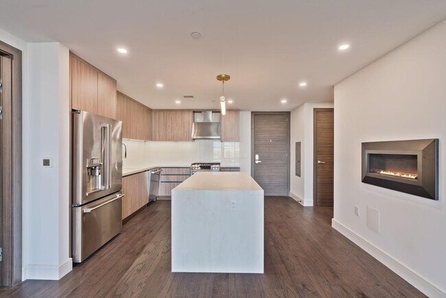 Foto del edificio - 8701 Churchill Rd