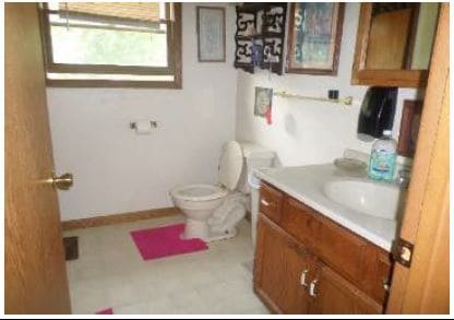 Building Photo - 174 W State St