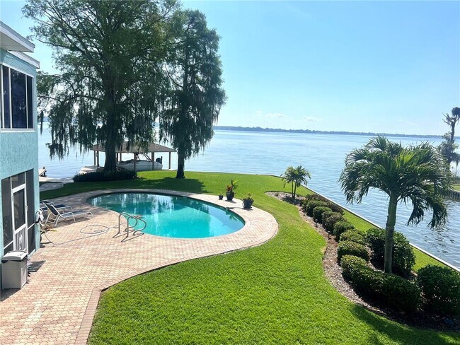 Foto del edificio - 2802 W Lake Eloise Dr